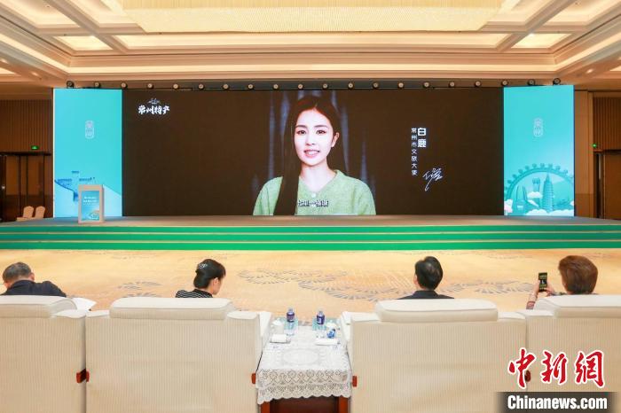 常州籍演員白鹿擔綱常州文旅大使，為家鄉(xiāng)傾情打CALL?！√凭?攝
