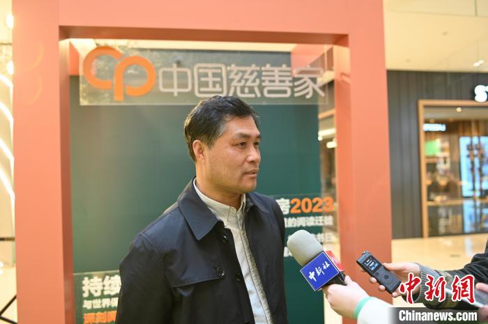 薛濤接受采訪。　于海洋 攝