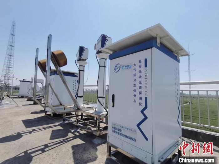壽縣國(guó)家氣候觀象臺(tái)內(nèi)各種觀測(cè)設(shè)備?！侨?攝