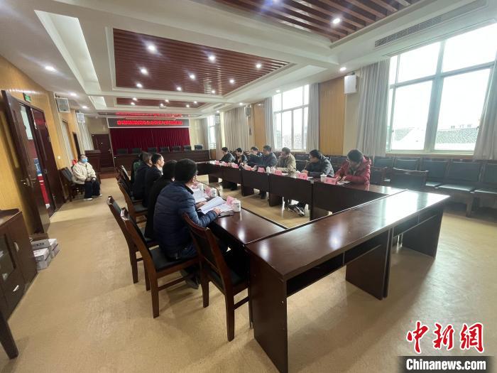 寧波大學(xué)東海研究院召開相關(guān)工作會議。(資料圖) 寧波大學(xué)東海研究院供圖
