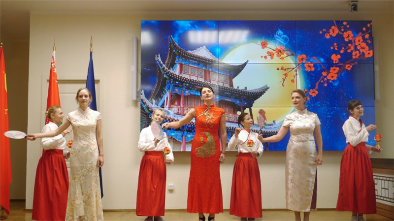 白俄羅斯國立大學(xué)孔子學(xué)院的中秋晚會。受訪者供圖