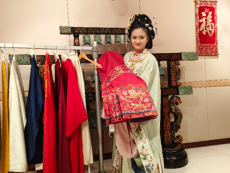 馬耳他中國文化中心的漢服展示。馬耳他中國文化中心供圖