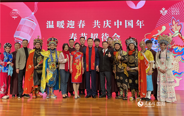 當(dāng)?shù)貢r(shí)間2月5日晚，中國(guó)駐美國(guó)大使館舉辦僑學(xué)界專場(chǎng)春節(jié)招待會(huì)。 人民網(wǎng)記者 李志偉攝