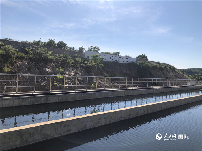 由中國土木工程（贊比亞）有限公司承建的卡夫河供水項目。人民網(wǎng)記者 黃培昭攝