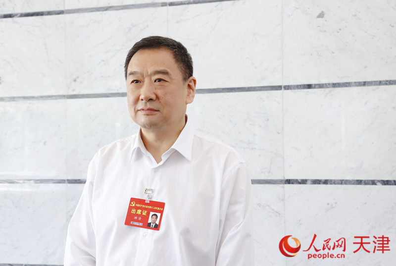 天津市第十二次黨代會(huì)代表、天津市政府副秘書長、市衛(wèi)生健康委黨委副書記、主任顧清 人民網(wǎng) 孫翼飛攝