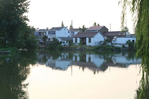 江蘇省揚(yáng)州市寶應(yīng)縣柳堡鎮(zhèn)團(tuán)莊村村景。江蘇鄉(xiāng)村規(guī)劃建設(shè)研究會(huì)供圖