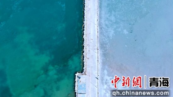 圖為冬日青海湖。李江寧攝