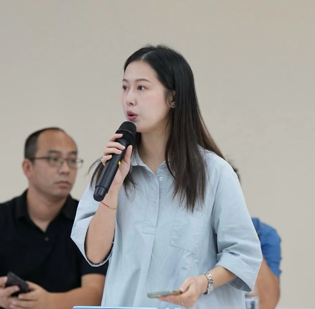 人民網(wǎng)記者提問。水利部供圖