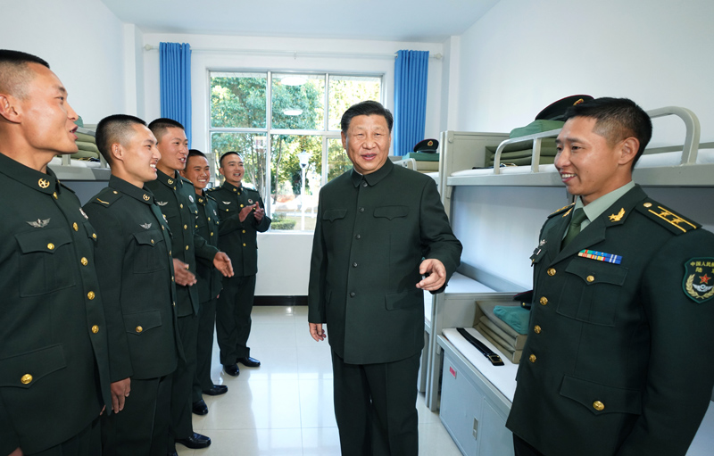 2020年1月19日，習(xí)近平主席視察駐云南部隊(duì)，深入邊防一線，看望慰問官兵。