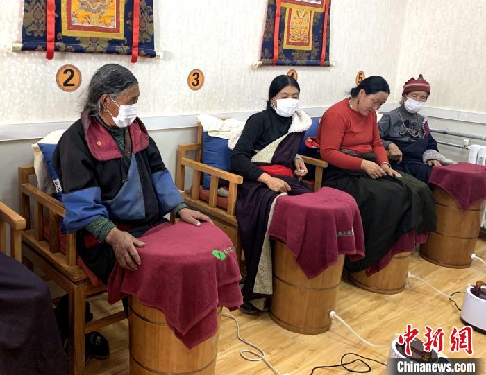 青海藏鄉(xiāng)醫(yī)改見聞：公共衛(wèi)生分片區(qū)，濱?！巴庠眰鲙蛶?/></a></div>
                        <div   id=