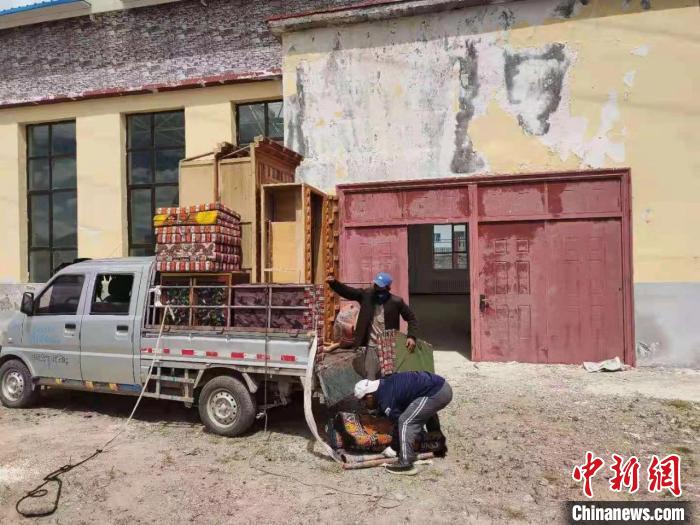 青?，敹嘁椎胤鲐毎徇w房屋災(zāi)后重建啟動