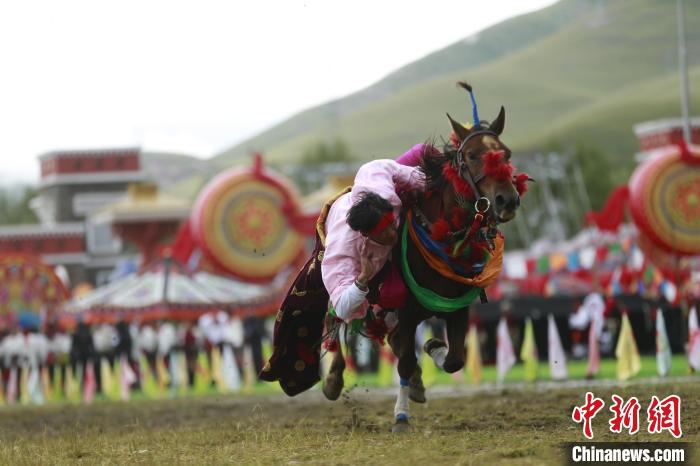 青海玉樹：70年，幸福生活如格?；ň`放
