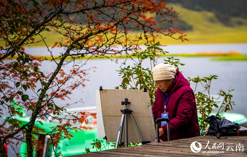 秋日普達(dá)措。格瑪攝