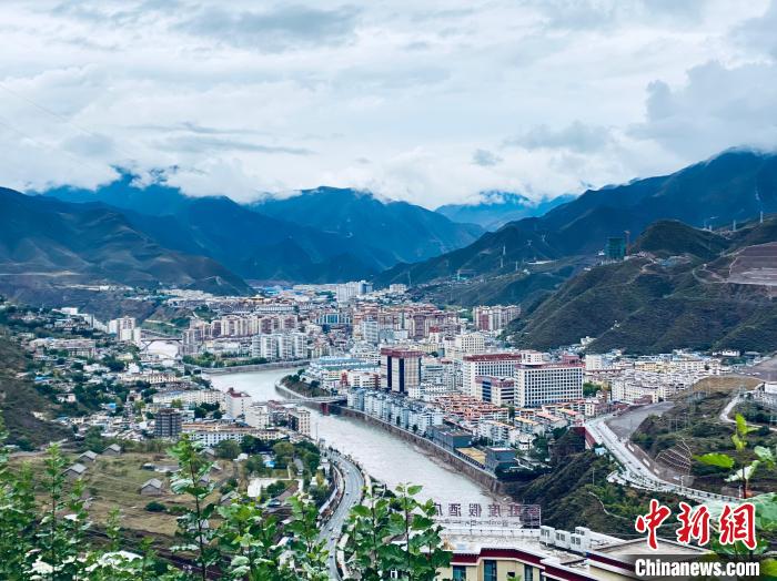 圖為“藏東明珠”昌都。　李江寧 攝
