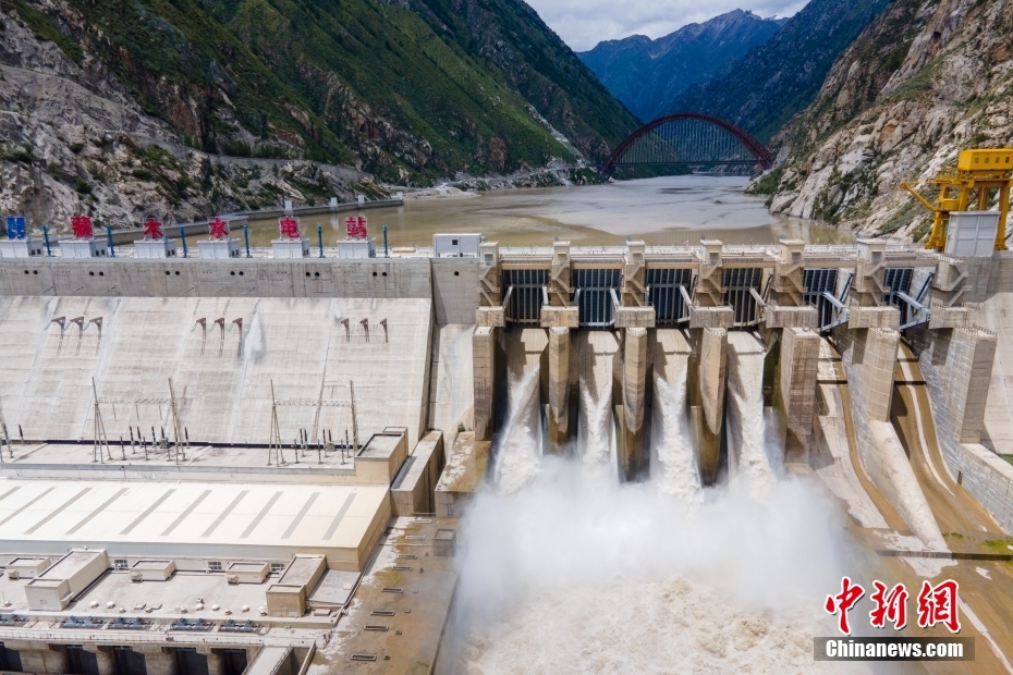 資料圖為2021年8月7日，西藏山南雅魯藏布江上的藏木水電站。（無人機畫面） <a target='_blank' href='/'><p  align=