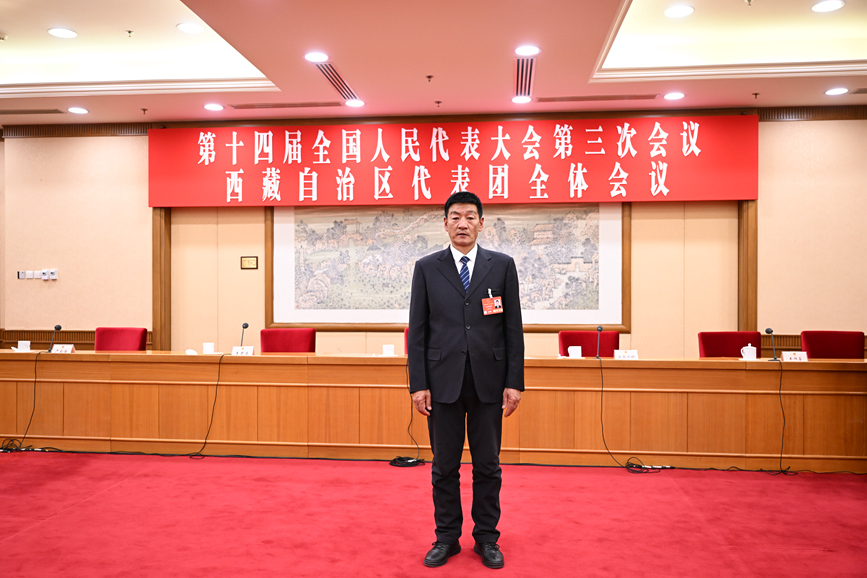 全國(guó)人大代表、國(guó)網(wǎng)拉薩供電公司城區(qū)供電服務(wù)中心帶電作業(yè)保電班副班長(zhǎng)扎西尼瑪。次吉美朵攝