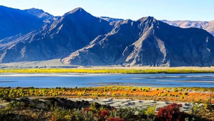 懂西藏的人，一定不會(huì)錯(cuò)過(guò)林芝的秋天