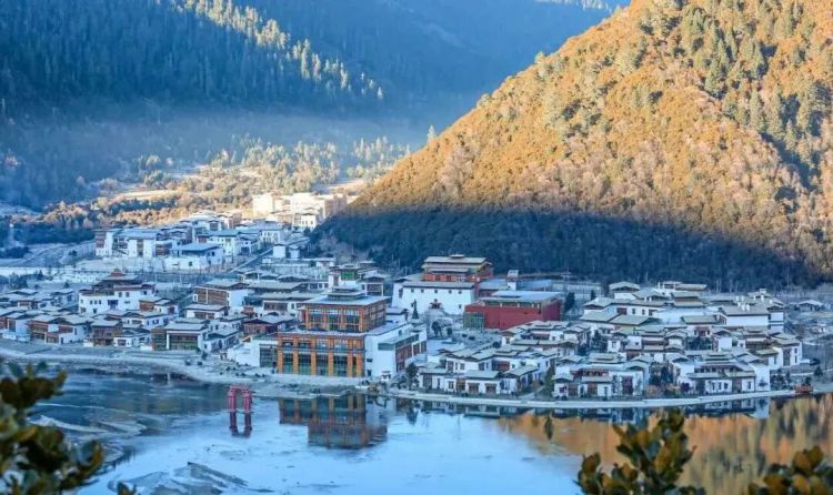 懂西藏的人，一定不會(huì)錯(cuò)過(guò)林芝的秋天